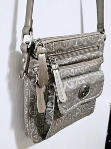 Giani Bernini Crossbody Signature Circle Bag Silber Grau Taupe 9 Taschen EUC - Bild 1 von 11
