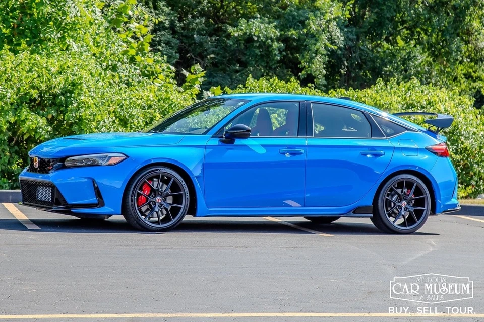 2024 Honda Civic Type R - Image 1 of 4