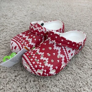 Zuecos suéter navideño clásico Crocs para hombre 5, mujer 7 zapatos rojos y blancos 209237 - Imagen 1 de 11