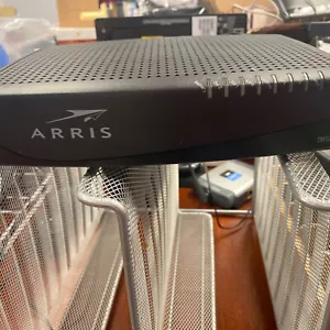 ARRIS TM722G/ CT Touchstone DOCSIS 3.0 8x4 Ultra-High Speed Telephone Modem - Picture 1 of 2
