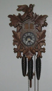 Regula West Germany Musical Cuckoo & Oak Leaf Case Clock Working Condition - Picture 1 of 17