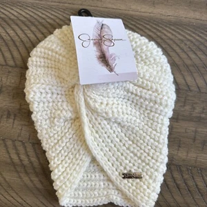 Jessica Simpson White Knit Hat - Picture 1 of 5