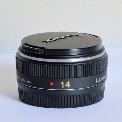 Panasonic Lumix 14mm f/2.5 Aspherical Prime Lens Micro 4/3rds - Image 1 of 4