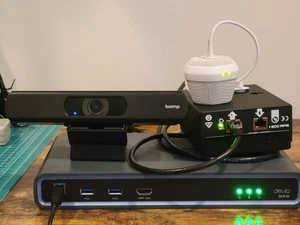 Biamp Videoconference kit | Vidi 150 4K webcam | Devio SCR-20 | DCM-1 Mic White - Picture 1 of 5