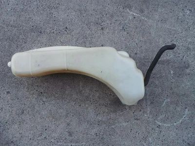 SUBARU IMPREZA 10/2000-10/2002 OVERFLOW BOTTLE  - image 1 of 4