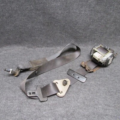 Retractor de cinturón de seguridad delantero Pacifica LH 2004-2006 ULDV pizarra oscura 66485 Foto 1 de 4