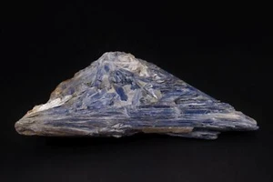 Blauer Kristall 620 Gramm - natürlicher Kyanit Rohstein / Heilstein Mineral 1#Z3 - Picture 1 of 8