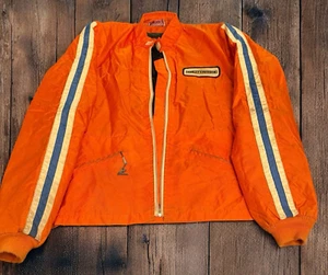 Giacca da corsa vintage arancione Hondaline Sportswear Harley posteriore isolata - LEGGI - Foto 1 di 13