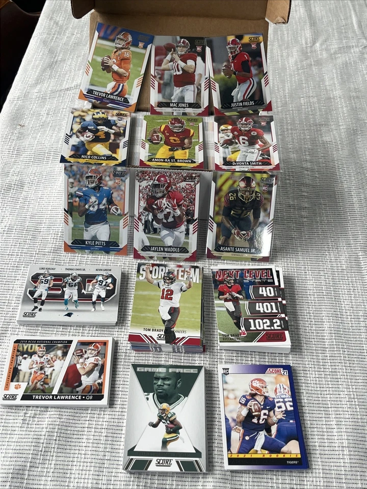 Juego base completo de fútbol Score 2021 (#1-400) + 6 juegos de inserciones completos Foto 1 de 1