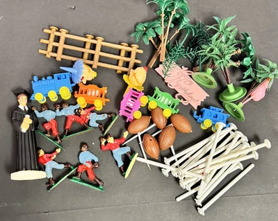 Lote Mixto De Colección Decoración de Pasteles Cupcakes Topper Selecciones Tren Circo Fútbol 25+ Foto 1 de 4