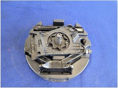 Chevrolet SS 2014-2017 sedán tijera de emergencia gato llave de tuerca carretera 2770 Foto 1 de 4