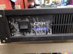QSC CX 254 900 W 4 channel Power Amp for parts or repair - Picture 1 of 4