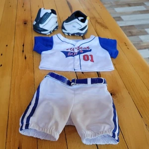 Build a Bear Baseball Allstars Outfit mit Skechers Schuhen - Bild 1 von 1