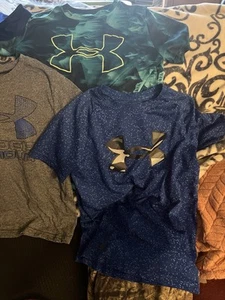 Lot of 4 Youth UA Medium T-Shirts Under Armor - Picture 1 of 6