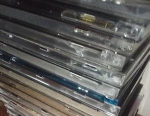 MYSTERY CD MUSIC MEDIA LOT 15 CDS MIX GENRE YEARS COLLECT RESELL - Imagen 1 de 1