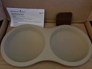 The Pampered Chef Retired Microwave Stoneware Egg Cooker #1372 New in Box! - Picture 1 of 1