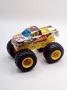 Team Hot Wheels Monster Jam Truck 1:64 Metal White Firestorm - Picture 1 of 3