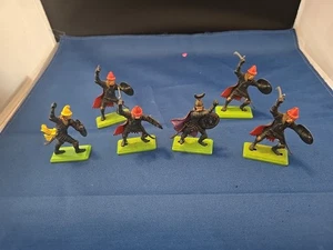 Vintage 1971 Britains Deetail Turks - Picture 1 of 4