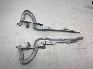 PEUGEOT 208 MK1 BONNET HINGE SET 2012 - 2018 - Picture 1 of 1