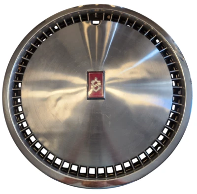 1980-1990 Oldsmobile NOS Deluxe Vintage Wheel Cover 98 Delta 88 Custom Cruiser - Image 1 of 4