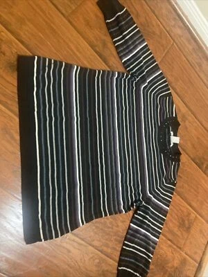 Suéter pequeño mediano para dama Foto 1 de 4