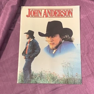 Libro de fotos de recuerdo de gira de música country de colección de John Anderson de 1983 - Imagen 1 de 5