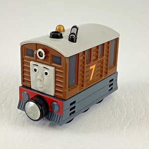 Thomas & Friends Take Along Toby Die Cast Talking Light Up Train 2012 Mattel - Imagen 1 de 6