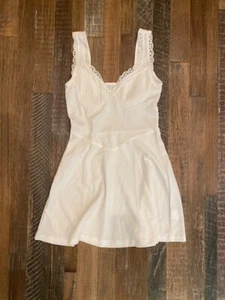 Women's White Party Dress size S - Picture 1 of 5