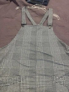 No boundaries Black And White jumper Woman XXL - Picture 1 of 11