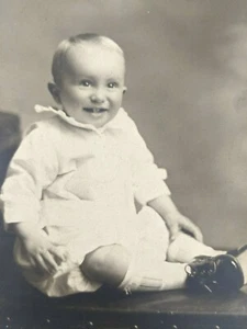 Vintage Photograph Baby Dressed in White Clothing Black Formal Shoes 1890 - 1900 - Picture 1 of 4