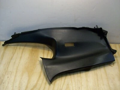 Panel de cubierta de pilar trasero izquierdo LHS negro 982867287 Porsche 982 718 Cayman Foto 1 de 4