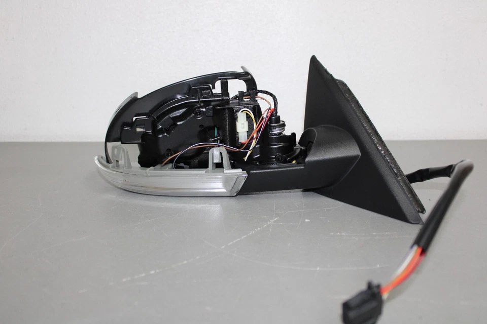 Espejo retrovisor derecho Volkswagen Passat 2004 2005 Foto 1 de 4