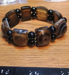 Chunky Agate Natural Stone Polished/Cut 2 Strand Elastic Bracelet in VGC - Picture 1 of 5