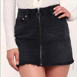 Free People Jeansrock Größe 25 Reißverschluss dunkle Waschung - Bild 1 von 6