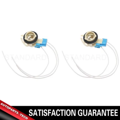 For Chevrolet Camaro 1993 1994 1995 1996 1997 Tail Light Socket fits - Image 1 of 3