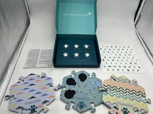 Fluent Pet Insegna al tuo cane Kit 6 pulsanti sonori registrabili, 3 piastrelle esagonali + adesivi - Foto 1 di 6