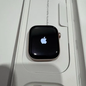 Apple Watch Series 10 42MM Rose Gold Aluminum Sport Band A2997 GPS Only Mint - Photo 1 sur 6