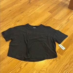 Black Cropped Performance T-Shirt for Girls (Size L) NWT - Picture 1 of 3