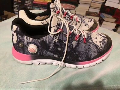 Reebok Women’s Zpump Fusion Splash V66729, Running Shoes Black White Pink Sz 9 - Image 1 of 4
