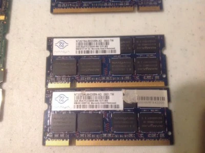 Nanya PC2-6400, DDR2-800 4GB Kit (2GB X 2) SODIMM Laptop RAM Memory - Image 1 of 3