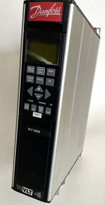 Danfoss 175Z0041 Variable Speed Drive VLT5002PT5B20SBR3DLF00A00C0 - Bild 1 von 4