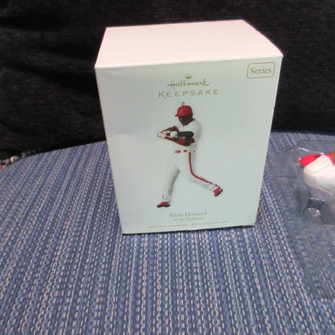 Hallmark Keepsake Ornament  Ryan Howard At the Ballpark  Baseball NIB Cover