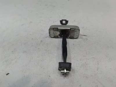 2018 TOYOTA CAMRY REAR RIGHT OR LEFT SIDE DOOR CHECK STRAP STOP STOPPER OEM - Imagem 1 de 4