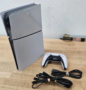 Sony PlayStation 5 Slim Disc Edition CFI-2015 - 1TB Console W/ Controller USED - Picture 1 of 16