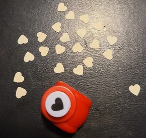 Heart Shape Hole Punch Craft Paper Cards Embossed Scrapbooking Supplies Confetti - Picture 1 of 1