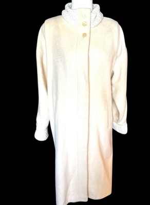 Abrigo de lana vintage para mujer grande hecho en unión retrato maxi forrado plumero hecho en EE. UU. Foto 1 de 4