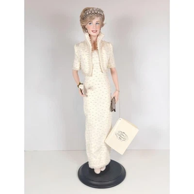 Muñeca Princesa Diana Edición Limitada Muñeca Coleccionista Vestido Blanco Tiara Cartera Nueva Foto 1 de 4