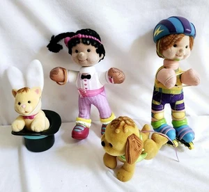 Avon 1999 Fisher Price Vintage Best Friends Sidewalk Skater & Magic Show Sets - Picture 1 of 11