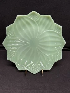 Vintage 8” Anchor Hocking Jadeite Salad Plate Lotus Blossom green Fire King - Picture 1 of 8