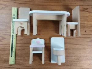 Barbie Sized Dollhouse Drning Table Chars High Chair - Picture 1 of 7